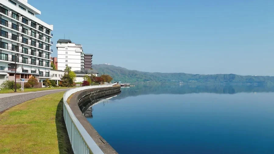 洞爺湖湖畔の観光ホテル街