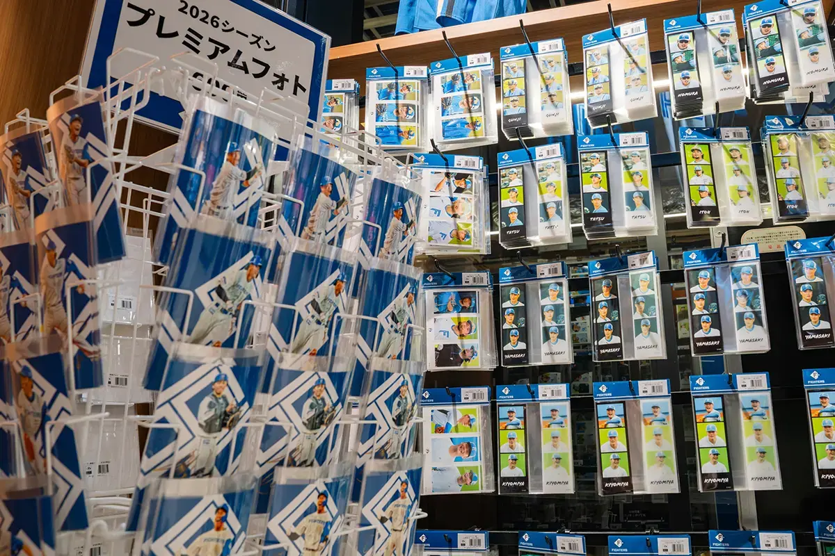 FIGHTERS SELECT STORE | ショップ | HOKKAIDO BALLPARK F VILLAGE