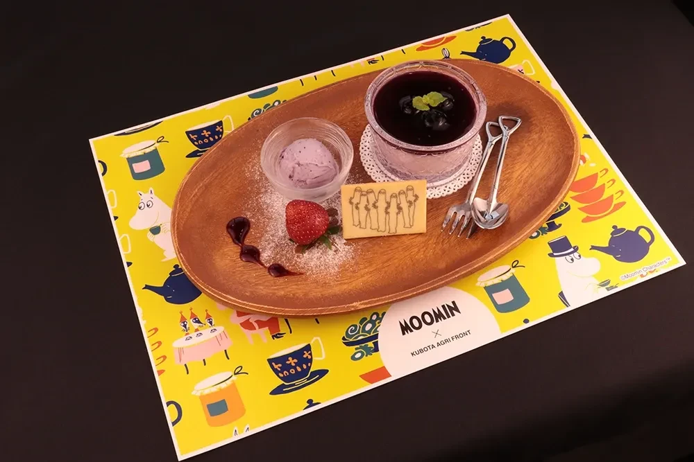 ニョロニョロのブルーベリースイーツプレート