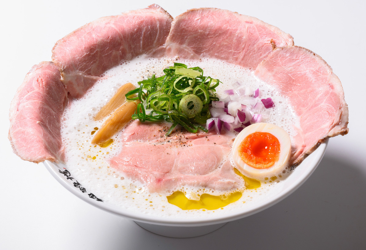 トリュフ香る 特製塩白湯らぁ麺