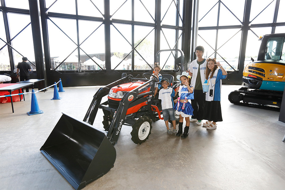 KUBOTA presents AGRI WEEK in F VILLAGE