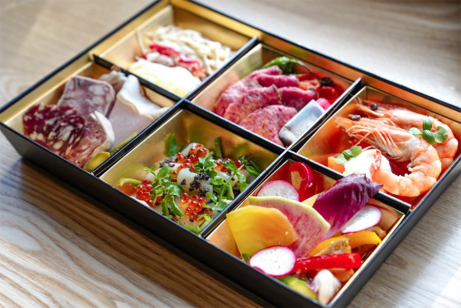 tower eleven hotel × TruffleBAKERY RESTAURANT スペシャルボックス