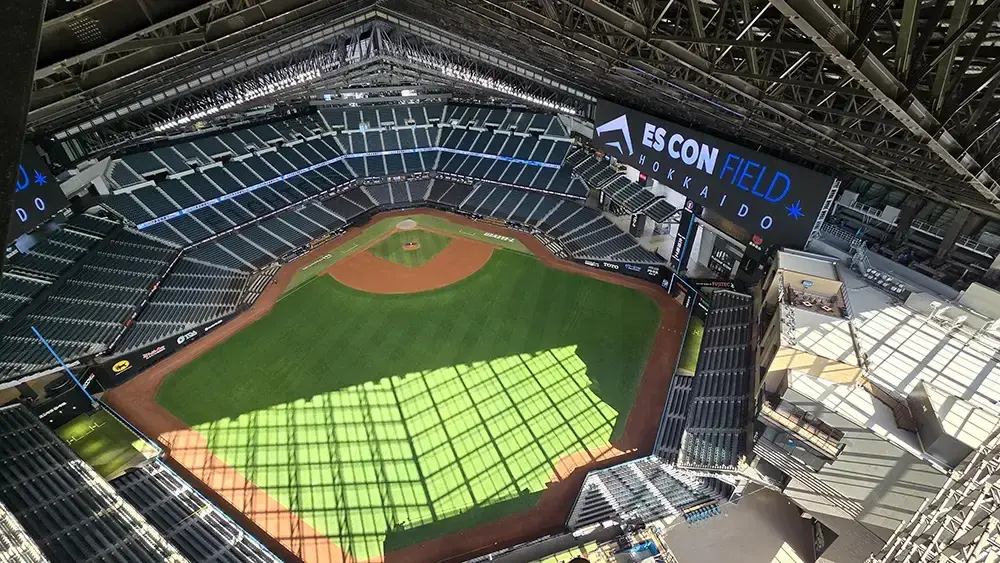 ES CON FIELD SKY WALK