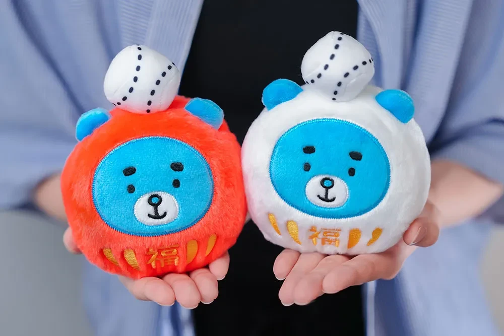 紅白だるまぬいぐるみ発売！えふたんおまもりの予約販売も | お知らせ