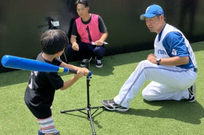 元プロ野球選手とのマンツーマン体験指導の様子
