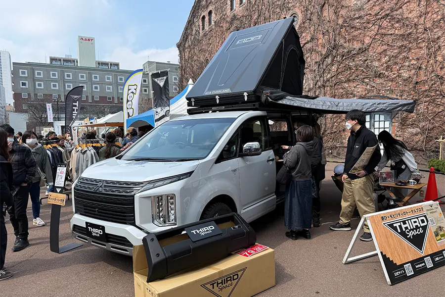 アウトドア車両展示