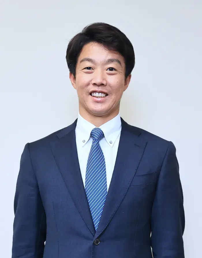 鶴岡慎也さん