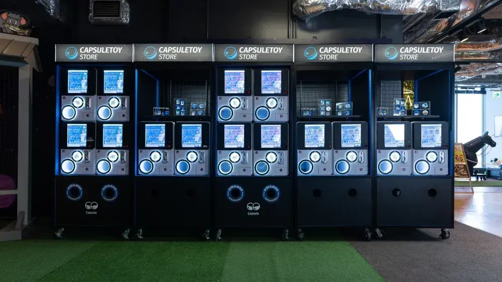 CAPSULETOY STORE | ショップ | HOKKAIDO BALLPARK F VILLAGE | 北海道