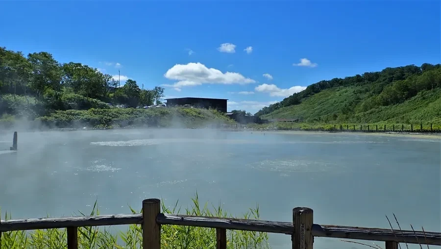ニセコ大湯沼