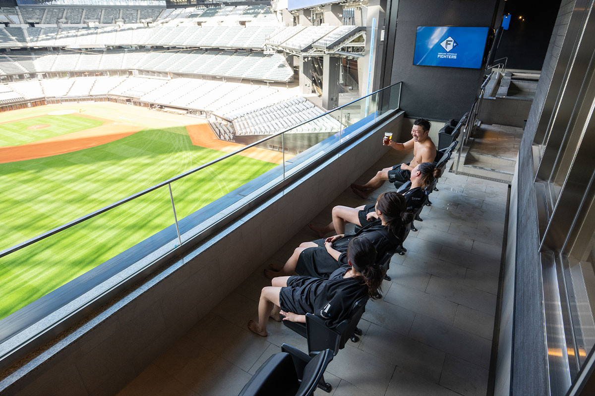 日ハムファイターズ　エスコン　黒TOWER11　サウナ 年に一度のOnly us！tower eleven hotel / onsen ＆ sauna 2024