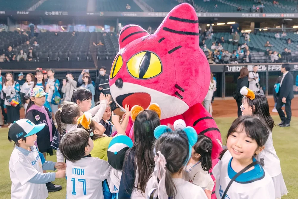 ファイターズガールと一緒に踊ろう