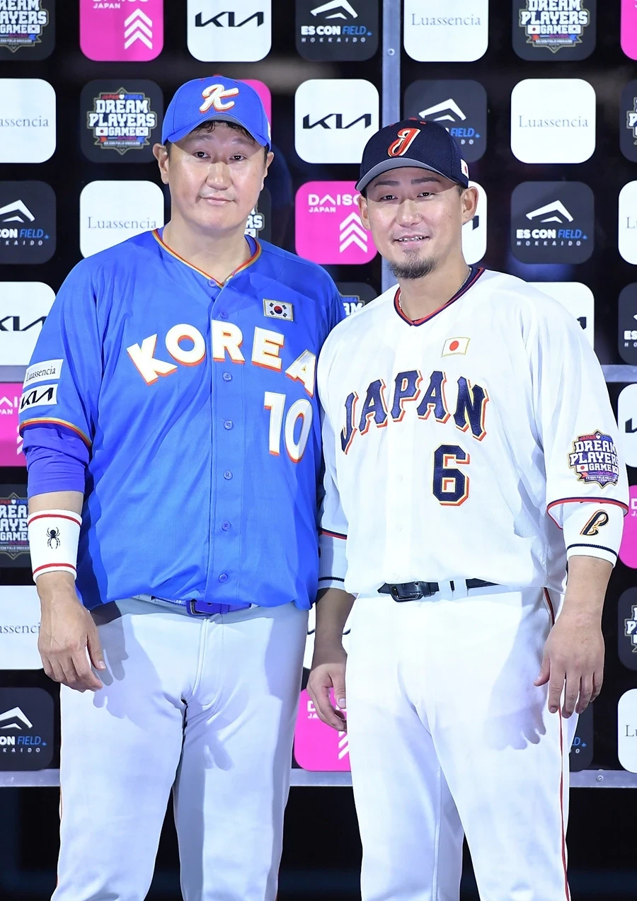 イ・デホ選手と中田翔選手
