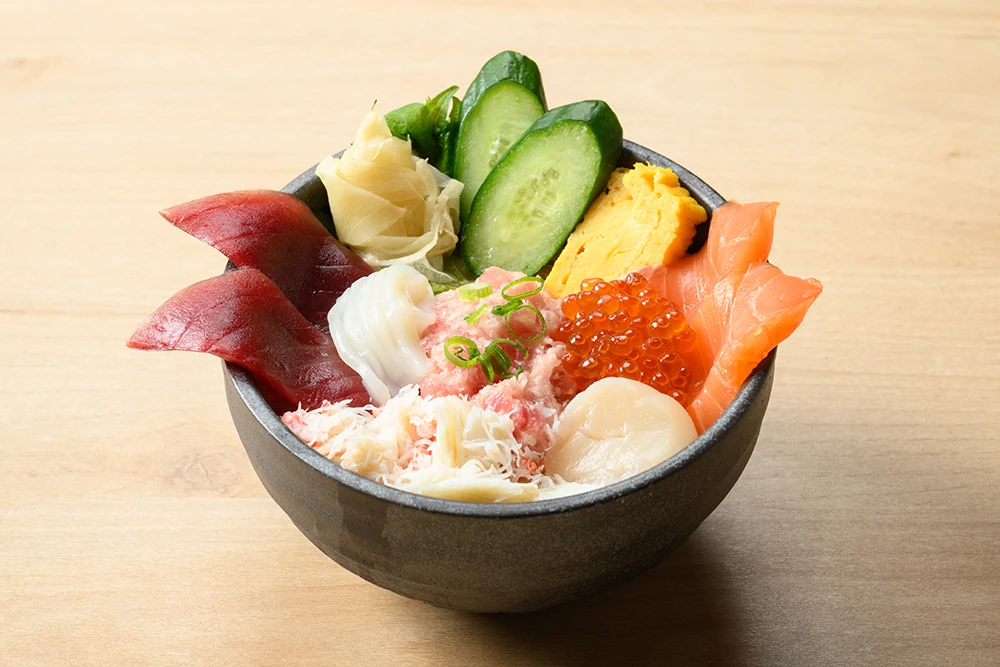 さっぽろ朝市丼（並）（1,980円）